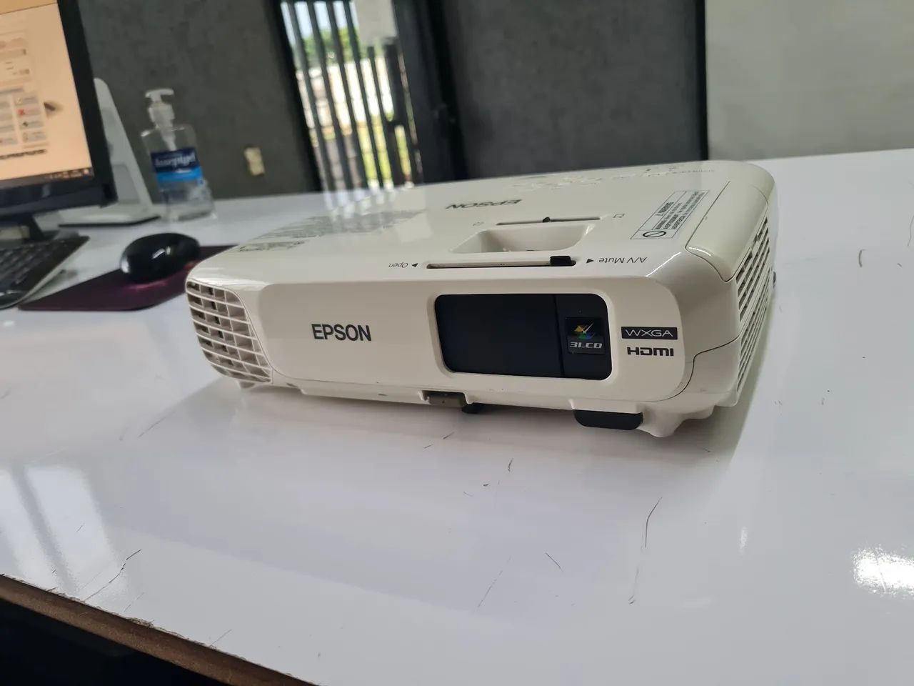 Projetor Epson W 18+ - Foto 2
