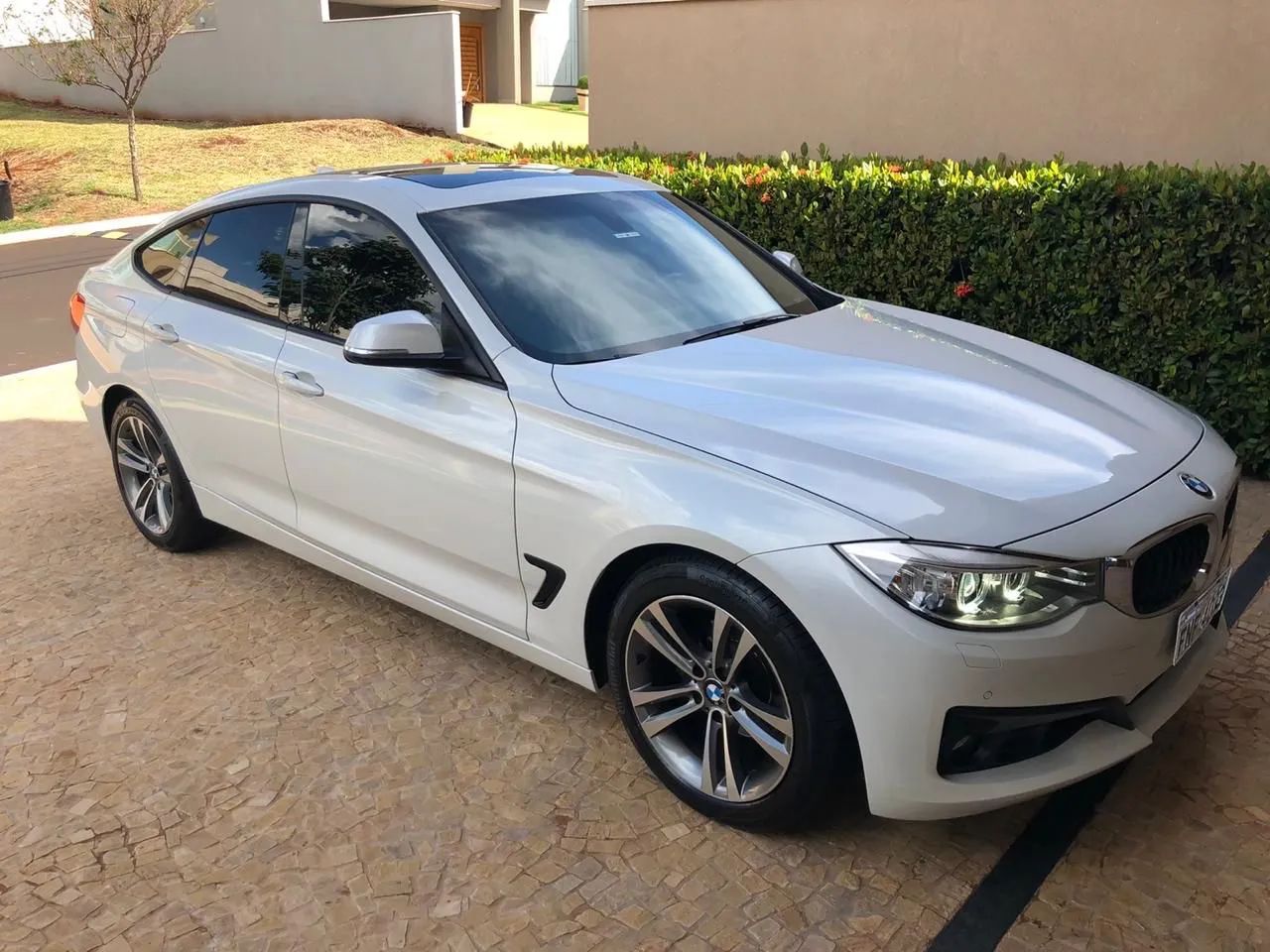 BMW 320I A GT Sport 2.0 Turbo 16V 184cv 5P 2014