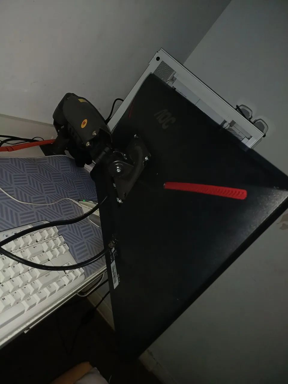 AOC 24P 240HZ - Foto 2