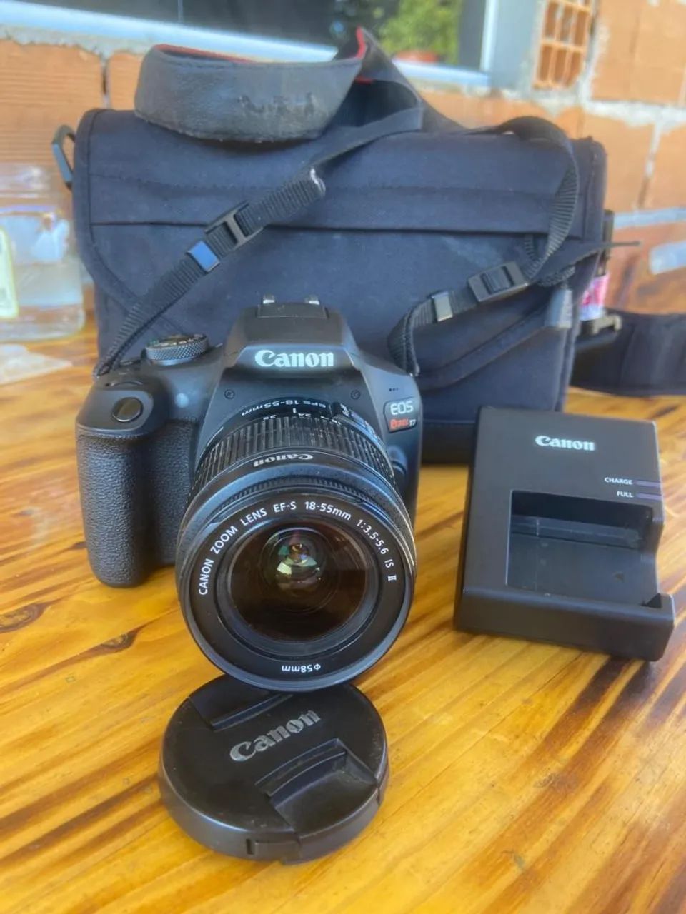 Camera canon eos rebel t7