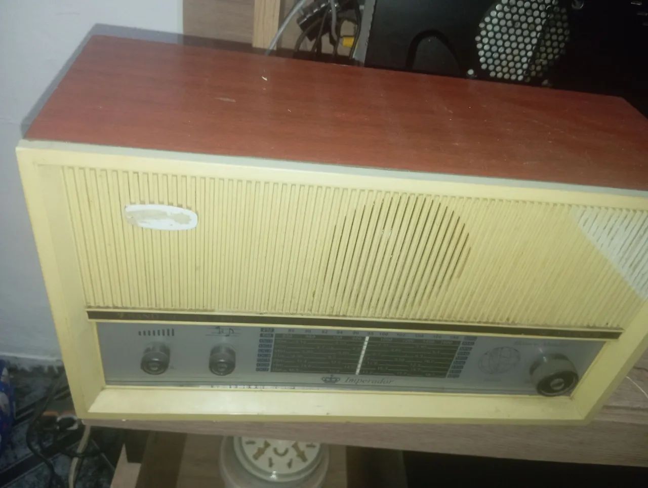 Rádio antigo de coleção, funciona perfeitamente  - Foto 4