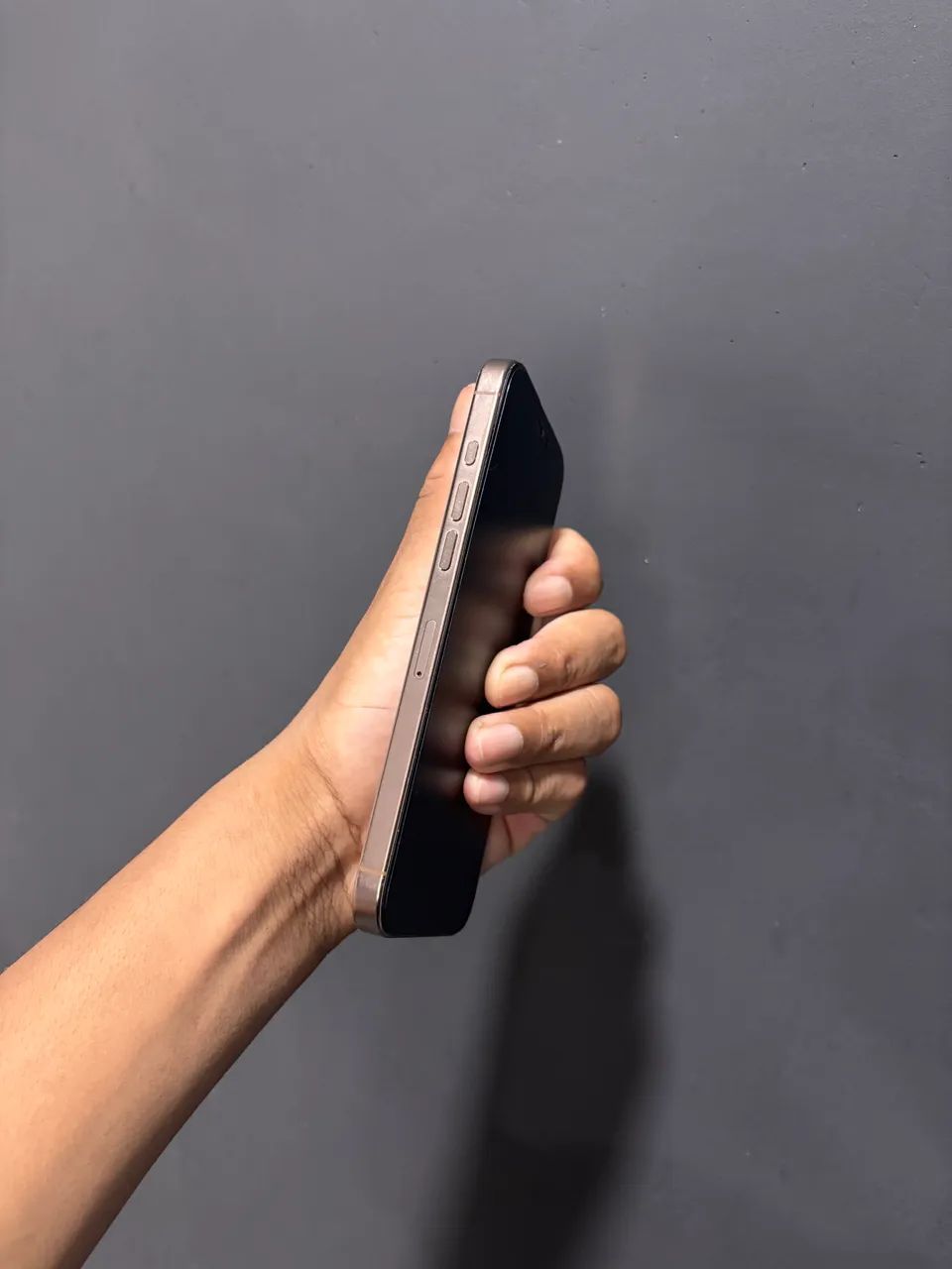 iPhone 16 Pro Max 256GB - Foto 2