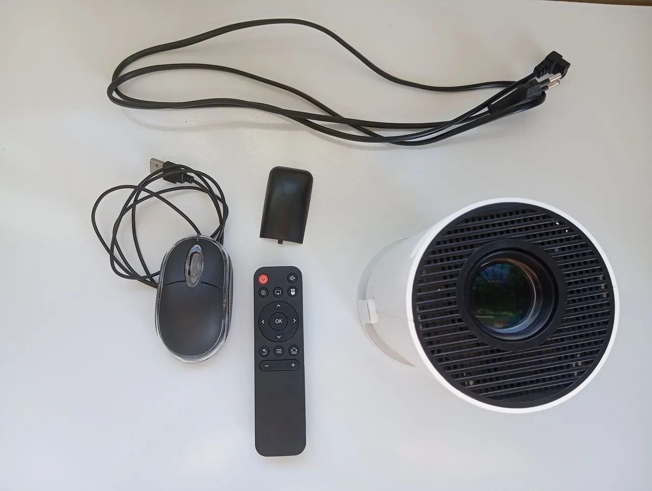 Projetor Completo em Ótimo Estado + Controle e Mouse | Pouco Uso - Foto 5
