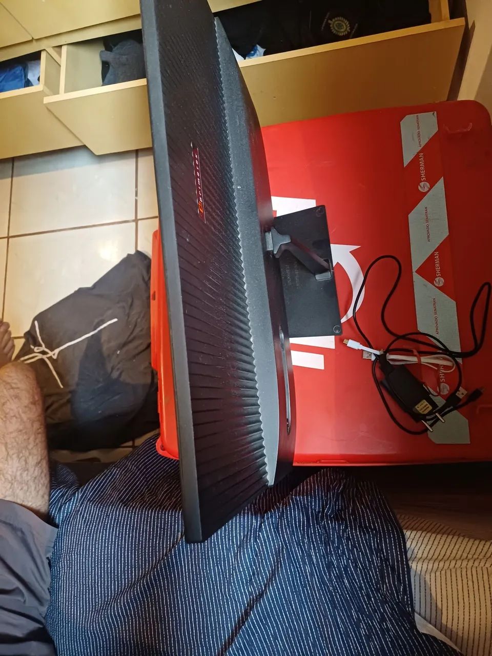 Monitor Primetek 23,8 144hz Defeito  - Foto 2