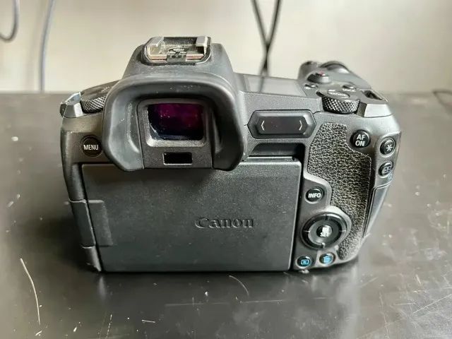 Canon EOS R Full Frame mirrorless 30.3mp, 4k, funcionando perfeitamente - Foto 3