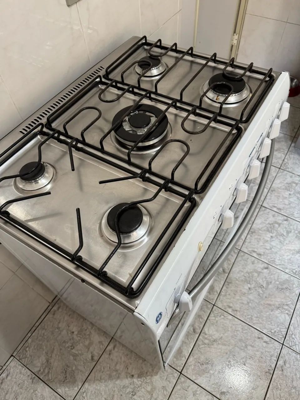 Fogão antigo 5 bocas 