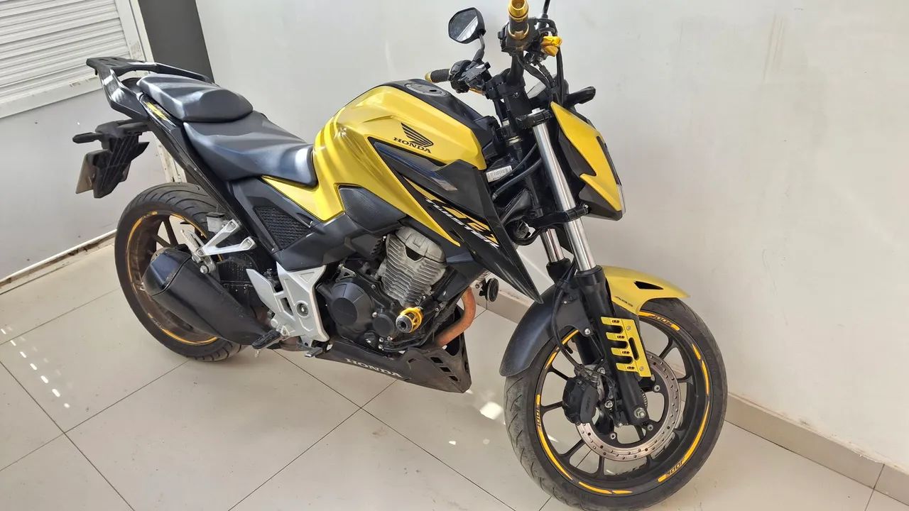 CB300F Twitter 