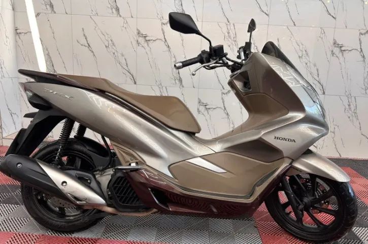 Honda PCX 150 DLX - Foto 2