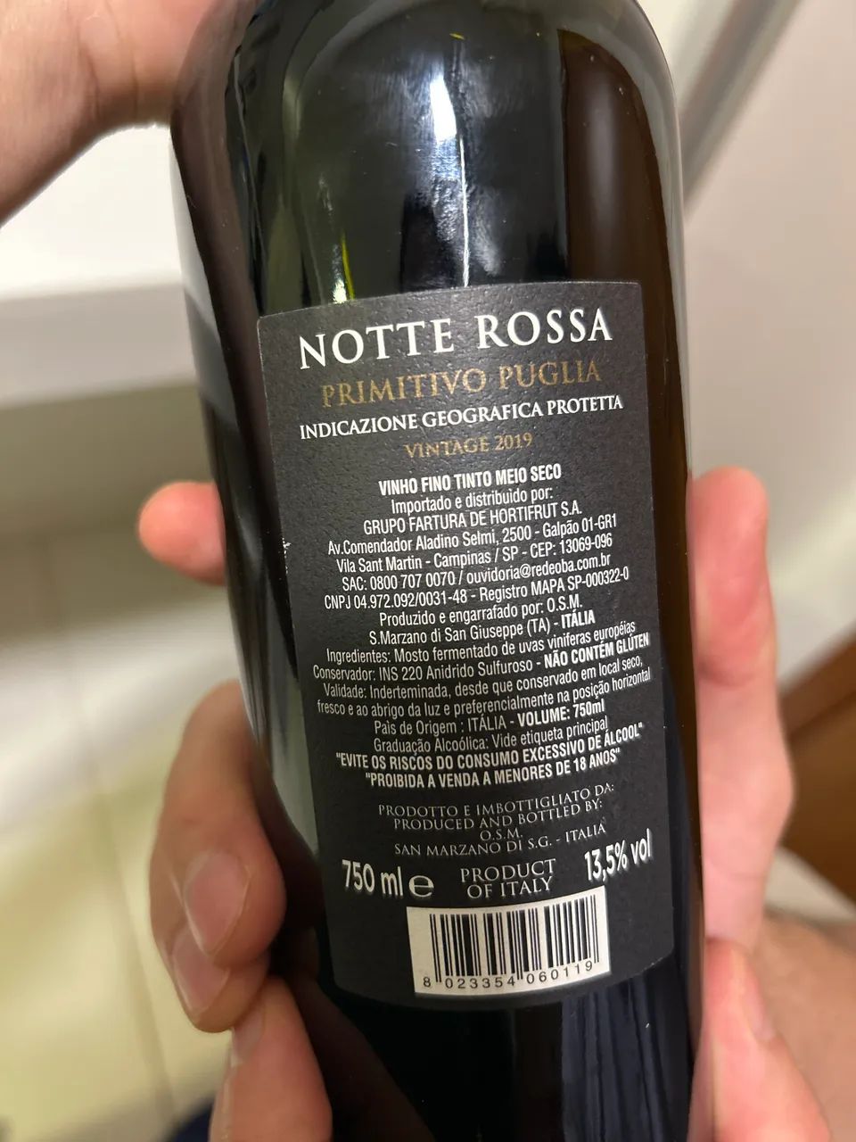 3 vinhos variados - Italiano Notte Rossa 2019 - Foto 2
