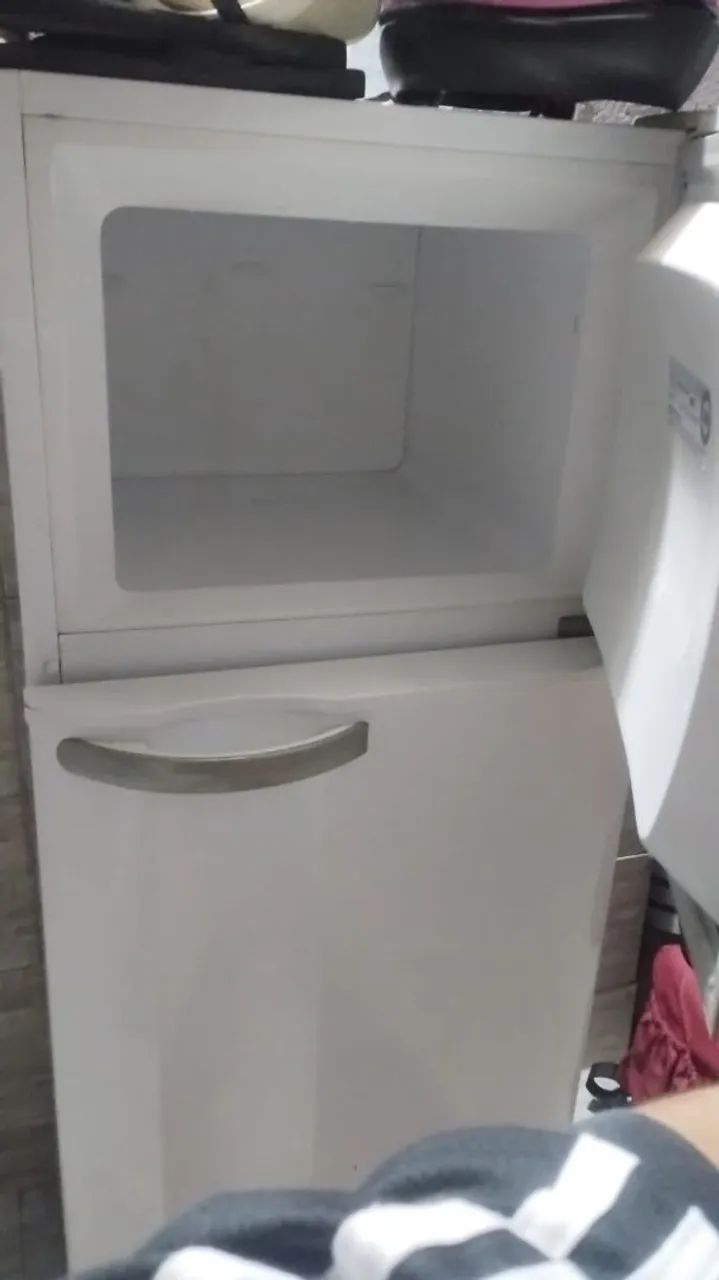 Geladeira Eletrolux  - Foto 4