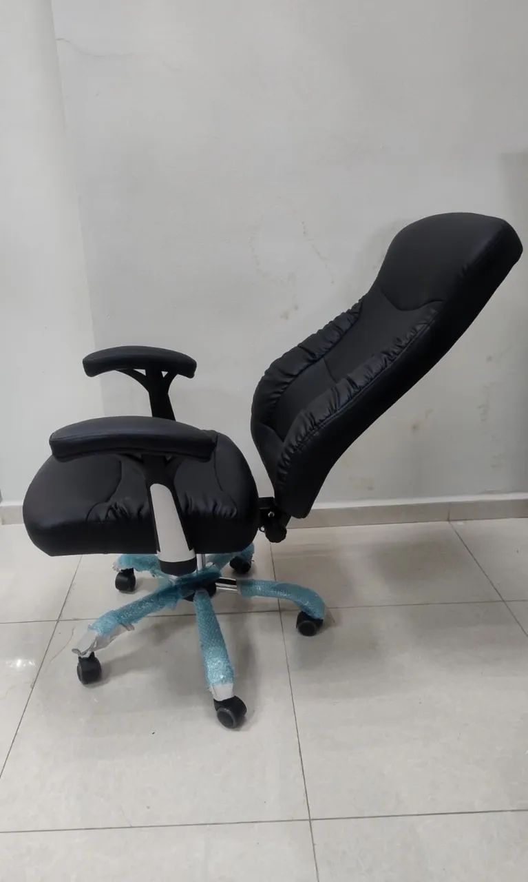 Cadeira de Escritório Diretor NOVA