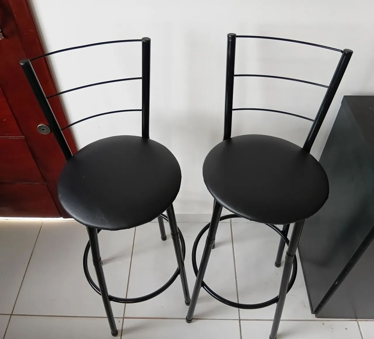 2 banquetas altas com encosto (Novas)
