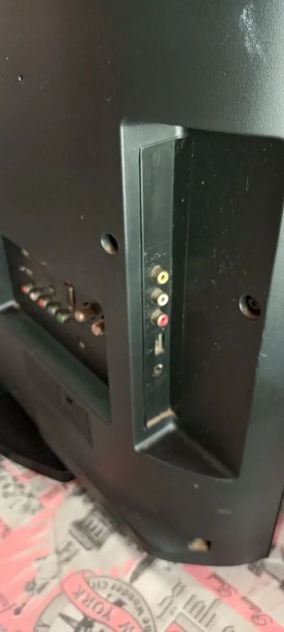 Vendo tv Semp 32 não é smart - Foto 4