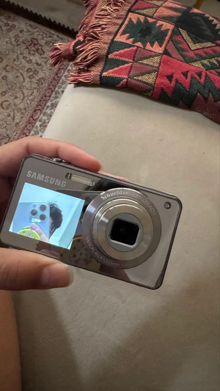 Câmera Samsung st700 - Foto 2