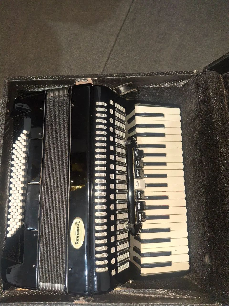 Acordeon 80 baixos  - Foto 4