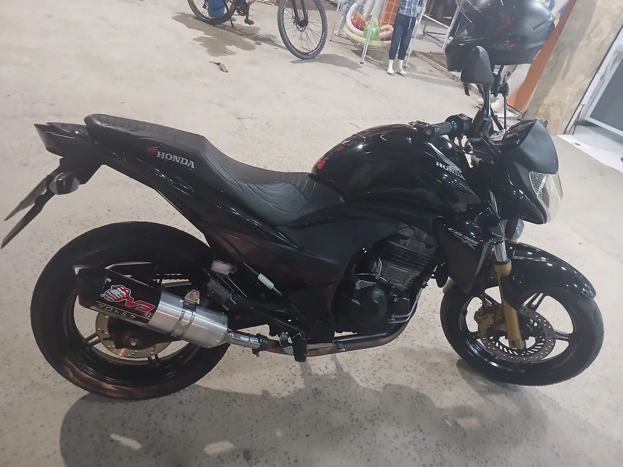 Honda cb300r muito bem cuidada  - Foto 3