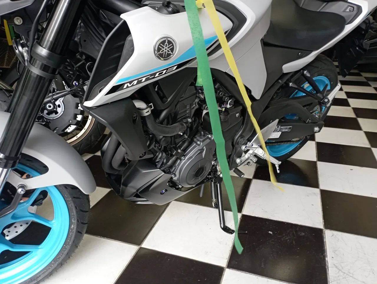 YAMAHA MT-03  - Foto 3