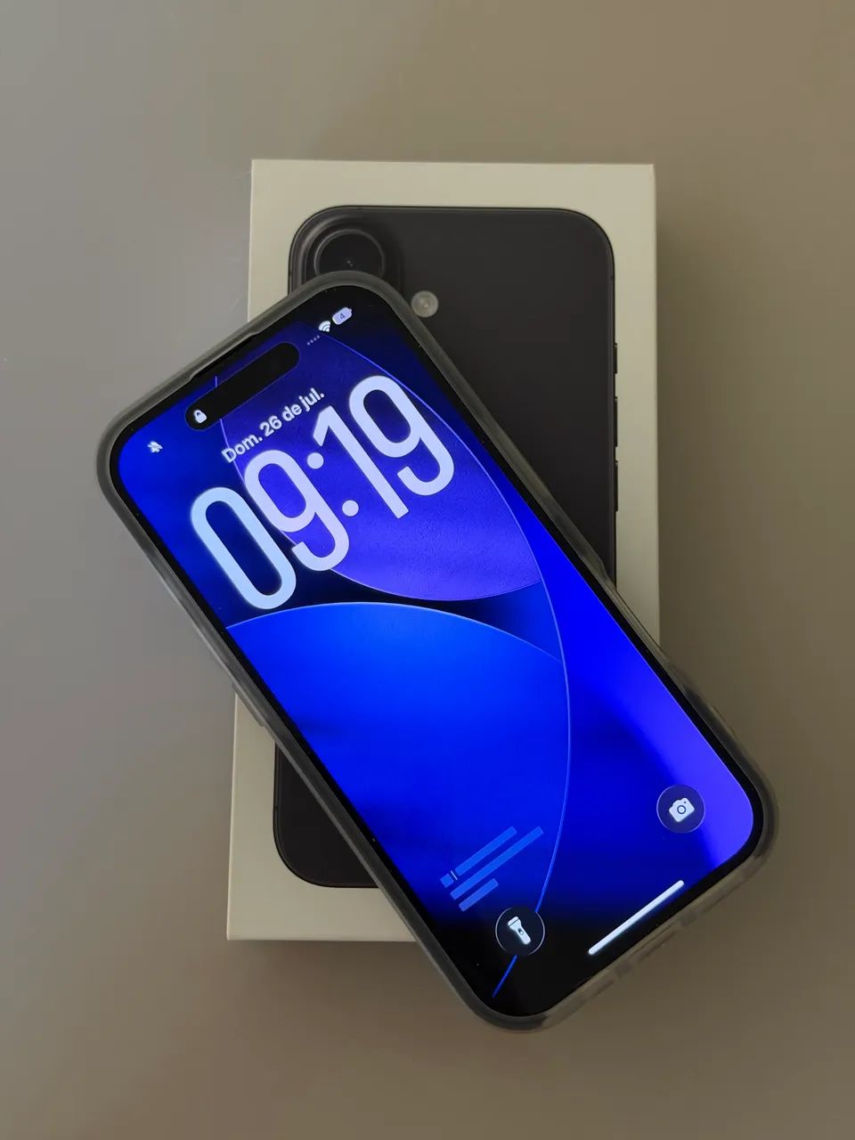 iPhone 16  - Foto 2