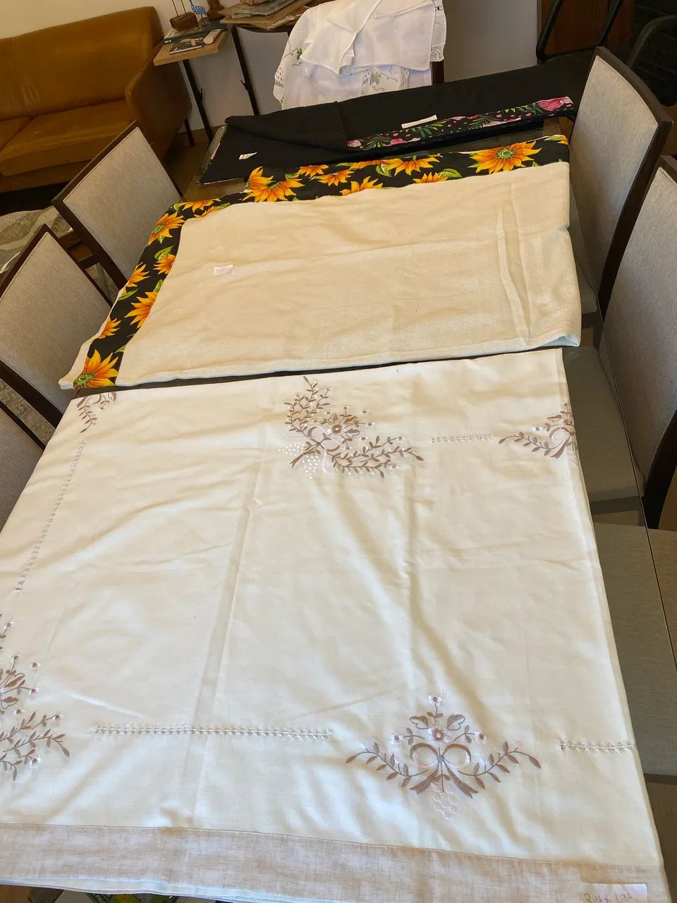 Toalhas de mesa, caminhos de mesa..,