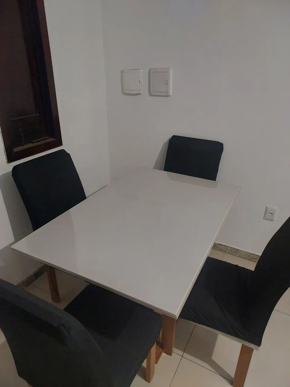 Mesa de Jantar 1,20m Tampo em Vidro
