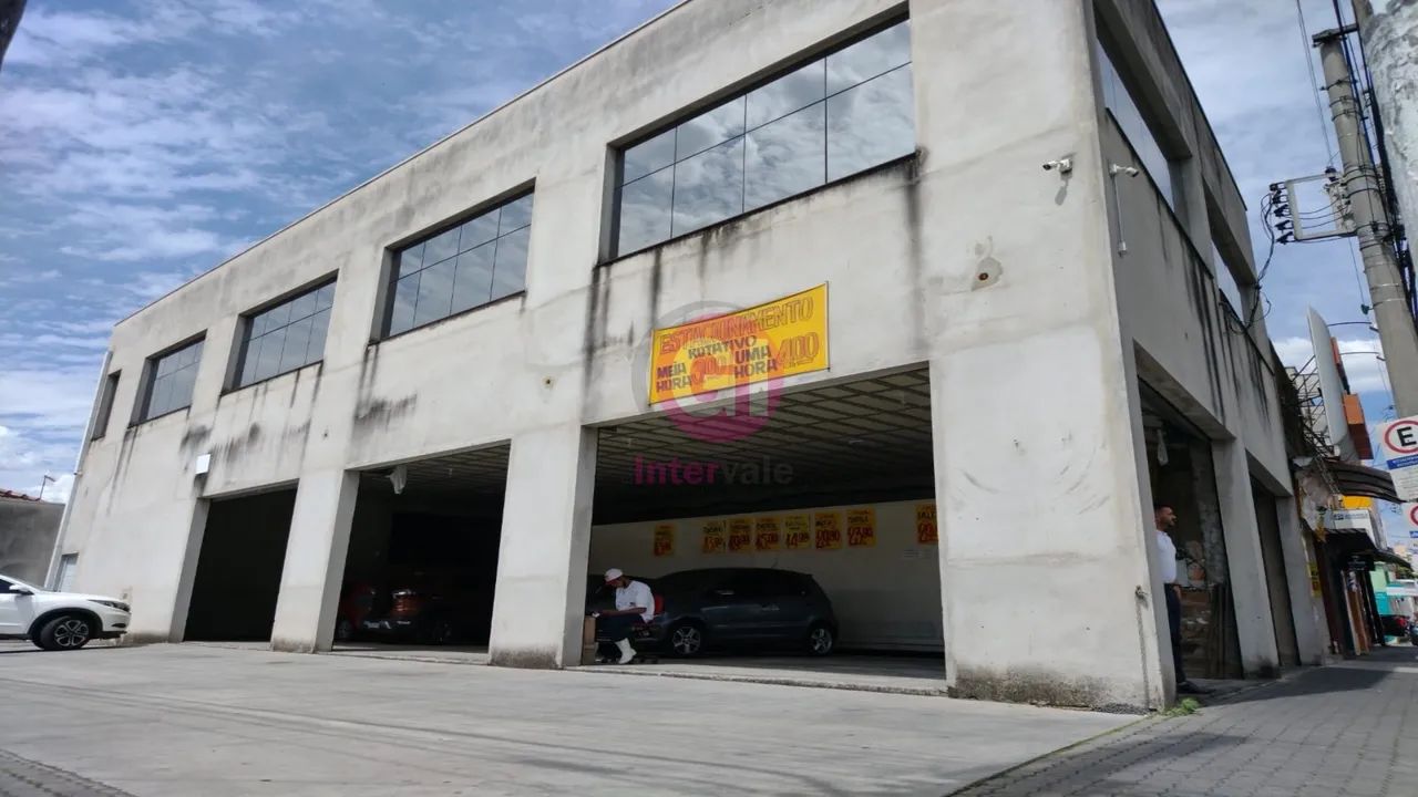 Grupo Intervale Aluga-se Ponto comercial com 746m² no Centro de Jacarei SP com Excelente V