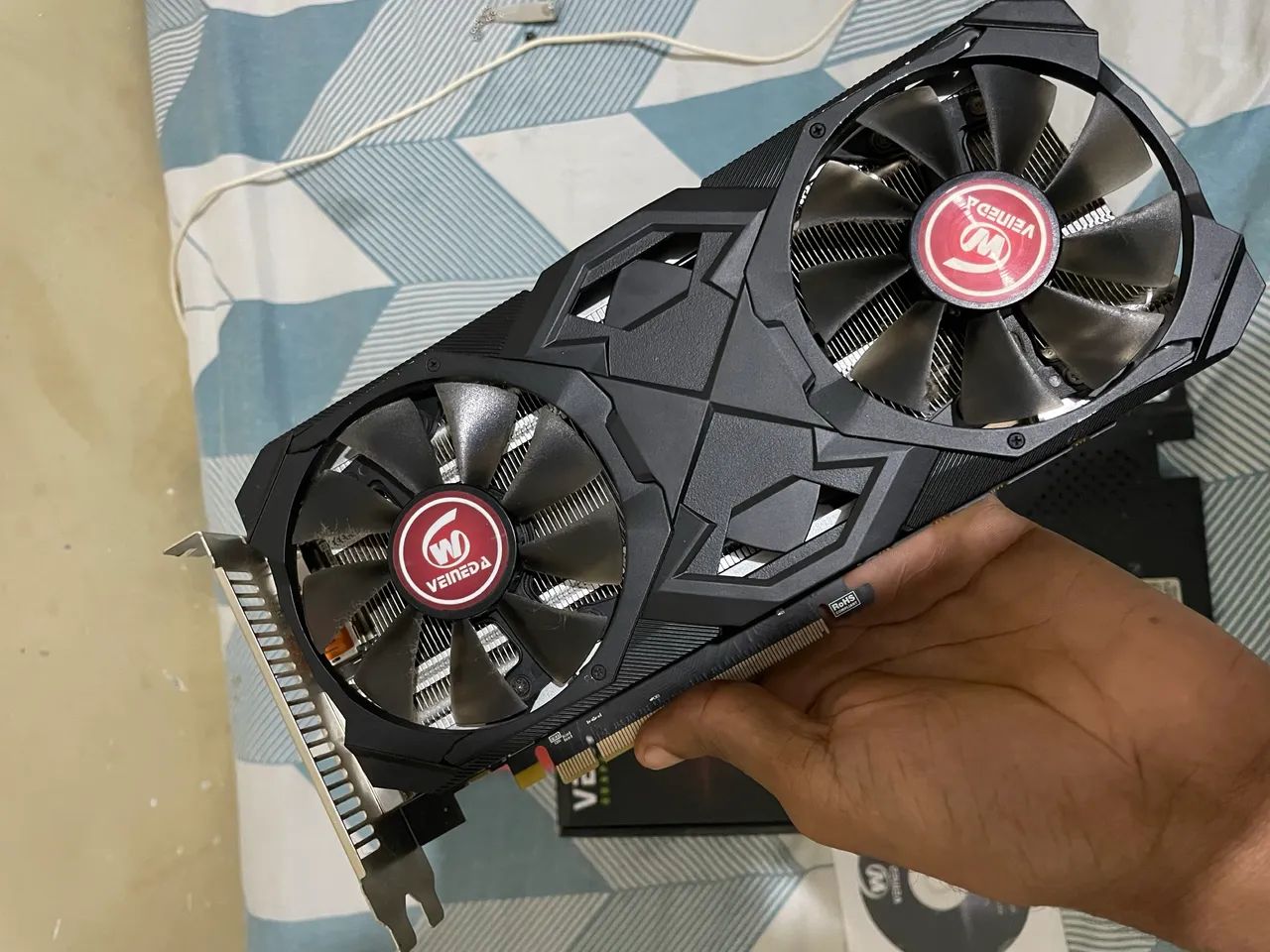 Placa de video RX 580 de 8GB semi nava na caixa 