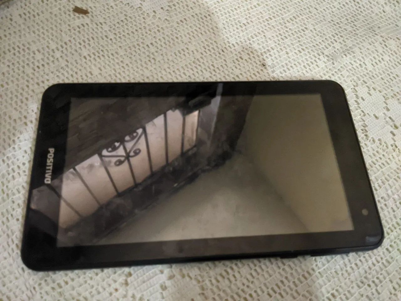 Tablet usado com avaria na tela 