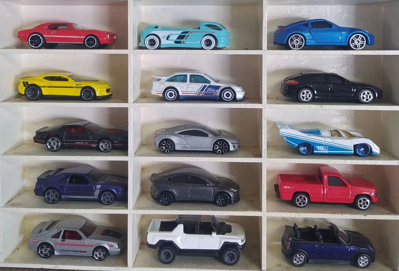 Só Carrinhos e Miniaturas Hot Wheels e de outras marcas R$20,00 cada - Foto 5