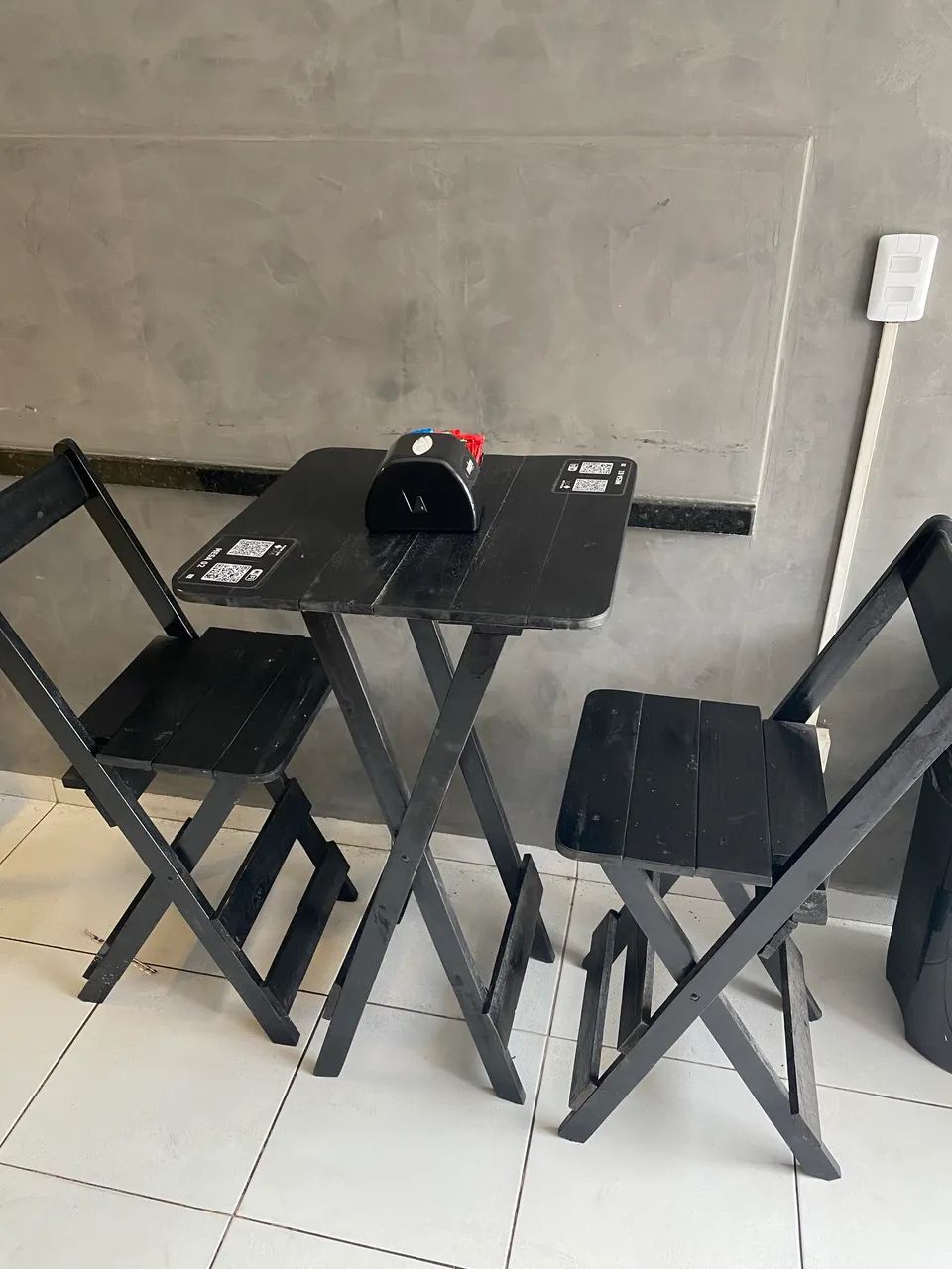 Mesa com 2 cadeiras  - Foto 2