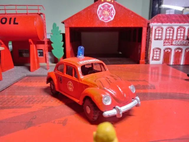 MINIATURA VW FIRE 18 ESCALA 1/43 - Foto 5