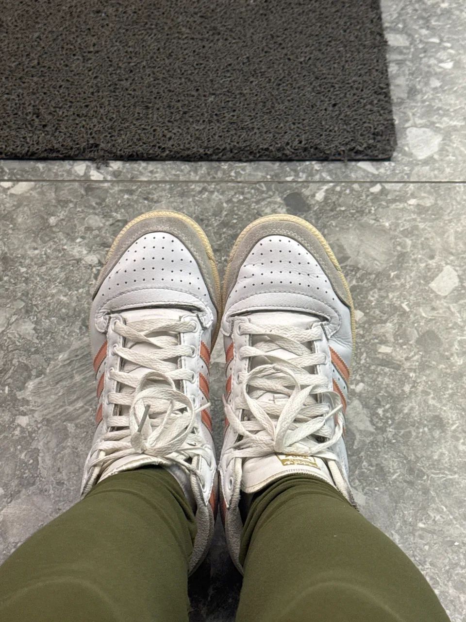 Tênis adidas  - Foto 2