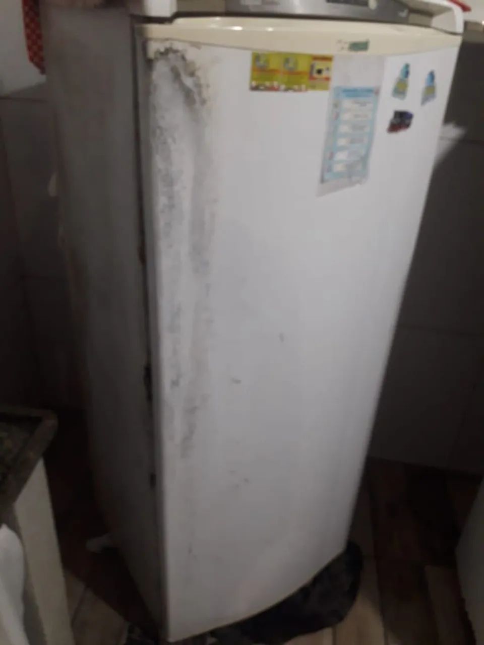 Vendo geladeira usada  - Foto 2