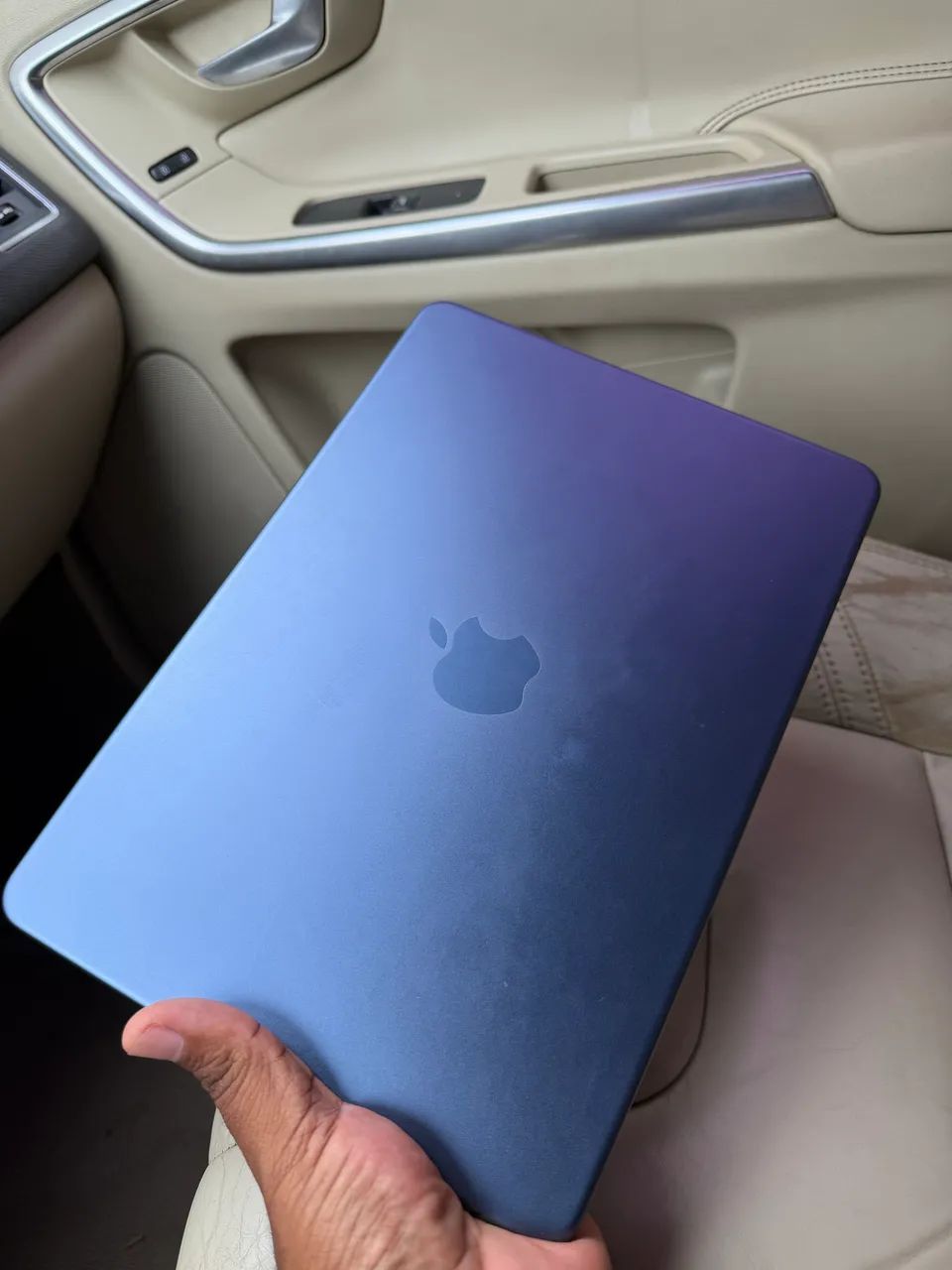 MacBook Neo 256  - Foto 4