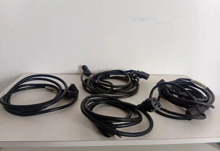 Kit 4 Cabos De Força Energia Tripolar Iec C13 Usado
