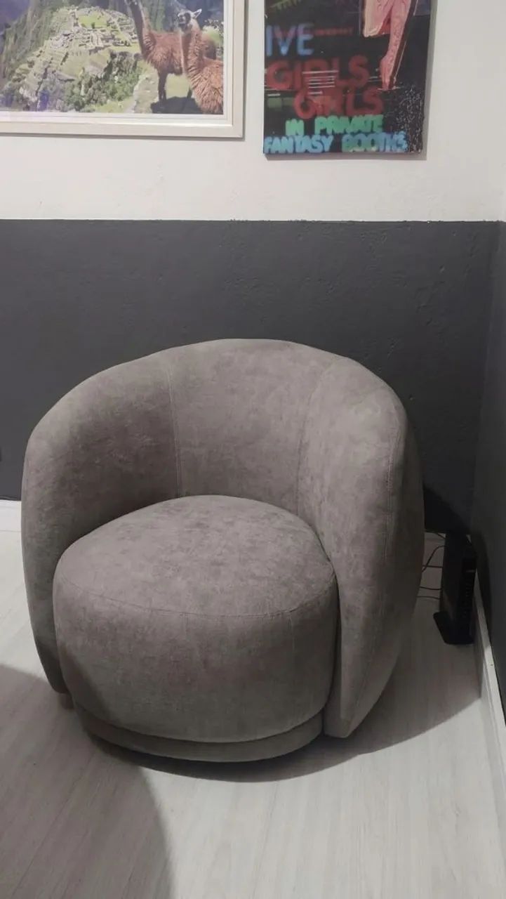 Poltrona giratória Century Prima Linea 