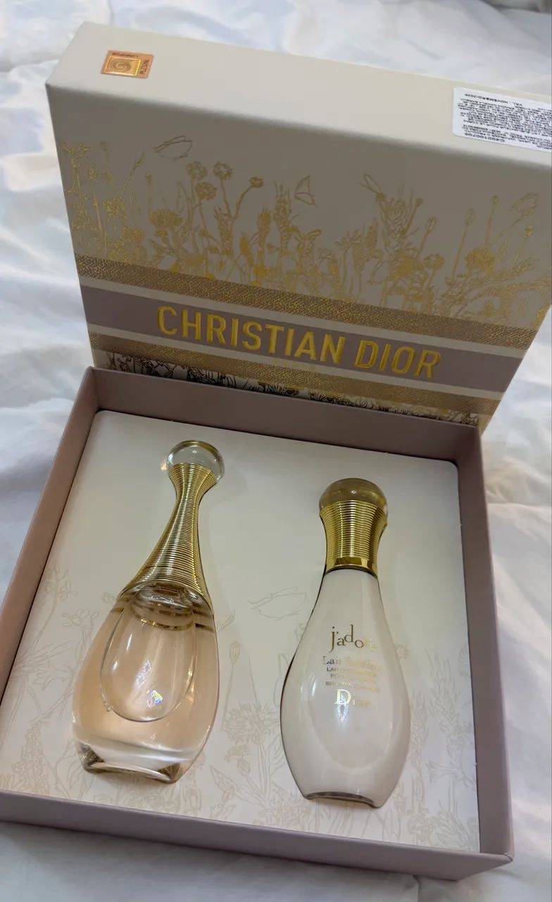 KIT COFFRET DIOR J'ADORE FEMININO EAU DE PARFUM - Beleza e