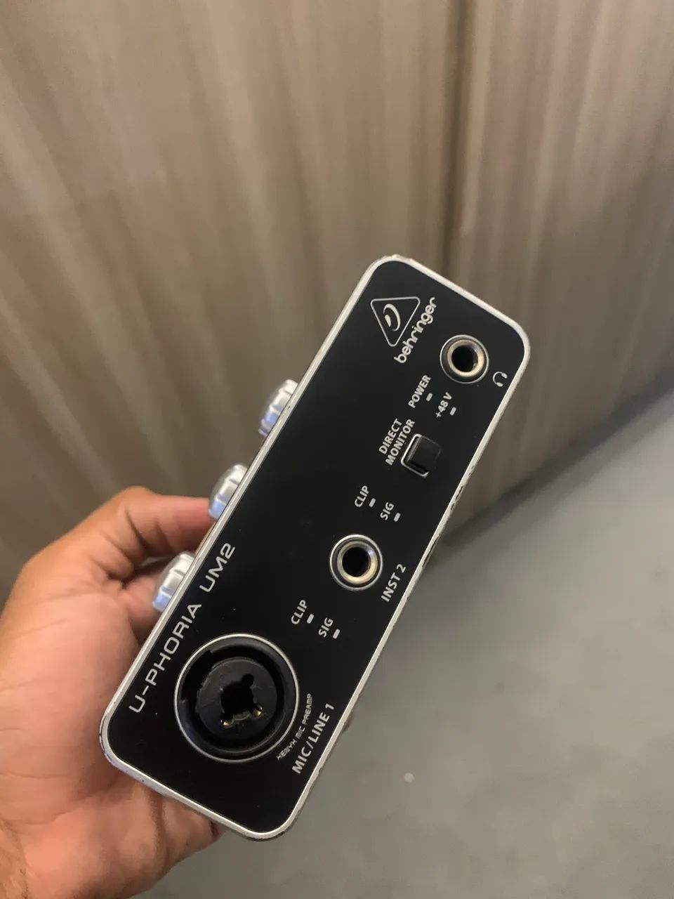 Interface de Áudio Behringer UM3 - Foto 3