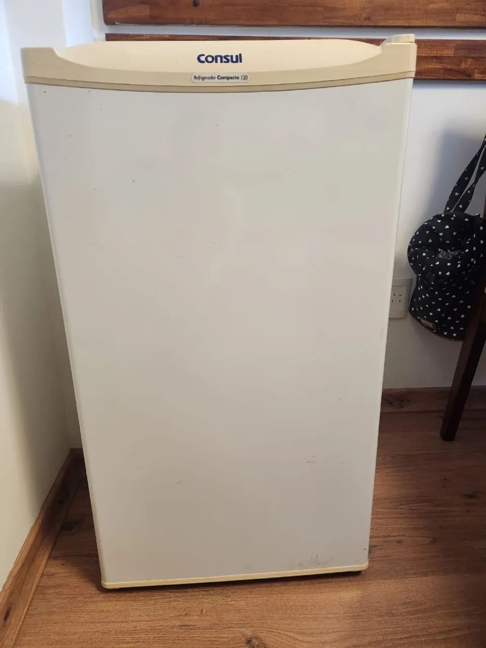 Refrigerador compacto Consul - 120