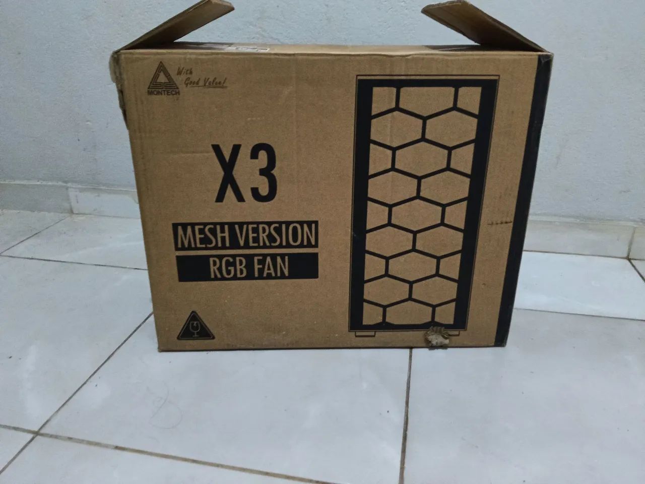 Vendo gabinete novo da montech