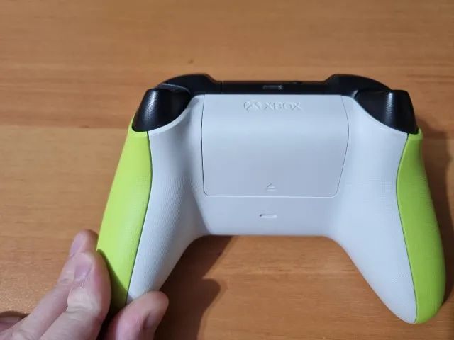 Controle Xbox Eletric Volt - Foto 2