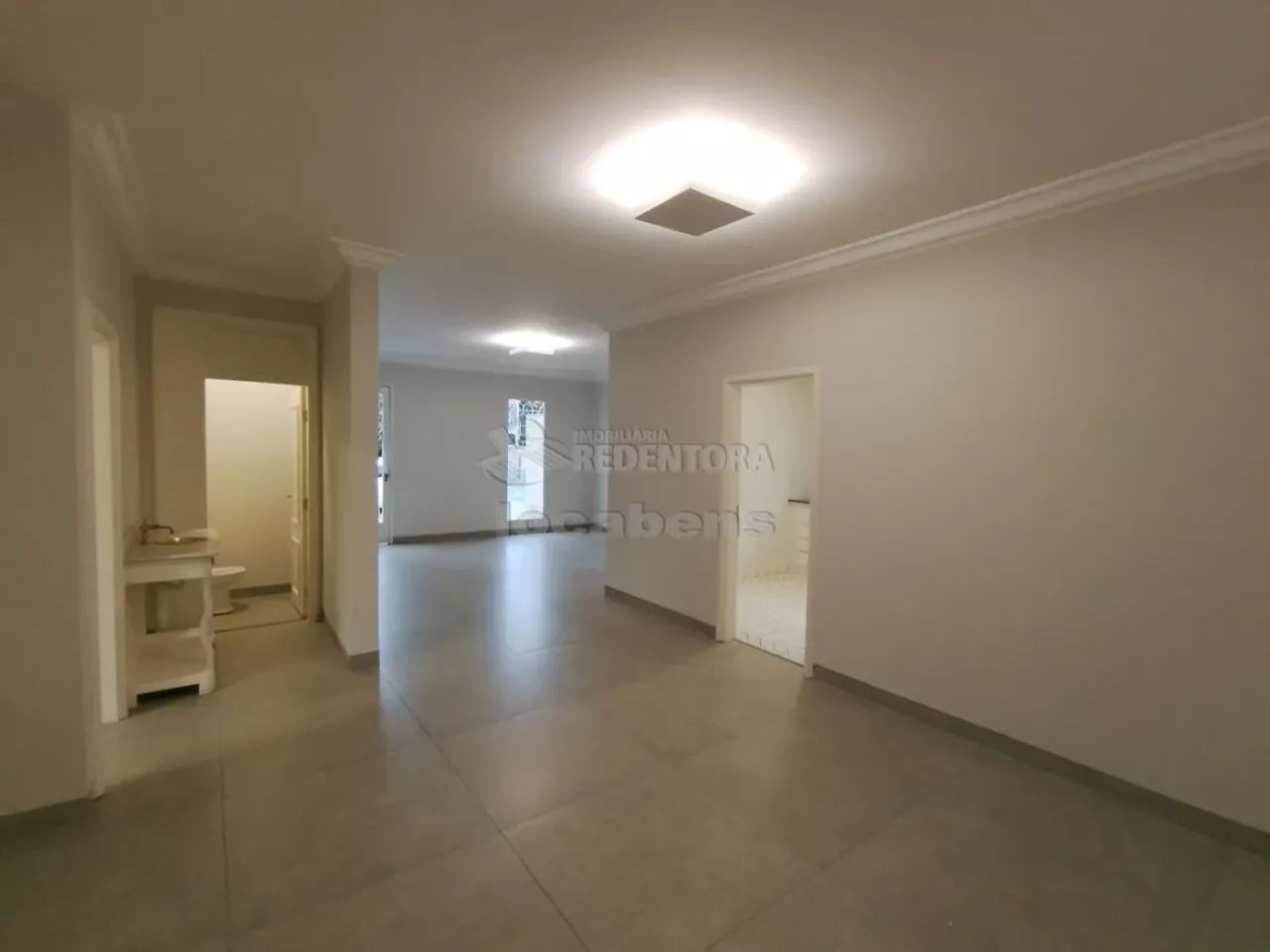 Casa Comercial Próxima a Avenida José Munia. - Foto 3