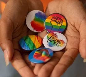 Bottons Personalizados 44 mm- Envie sua arte! - Foto 2