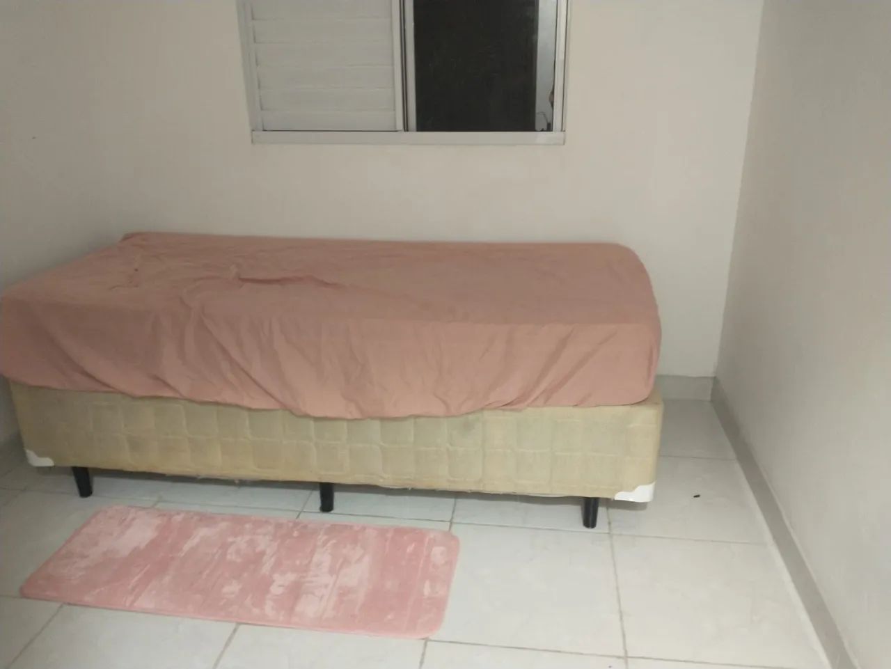 Cama box e colchão de solteiro semi nova  - Foto 4