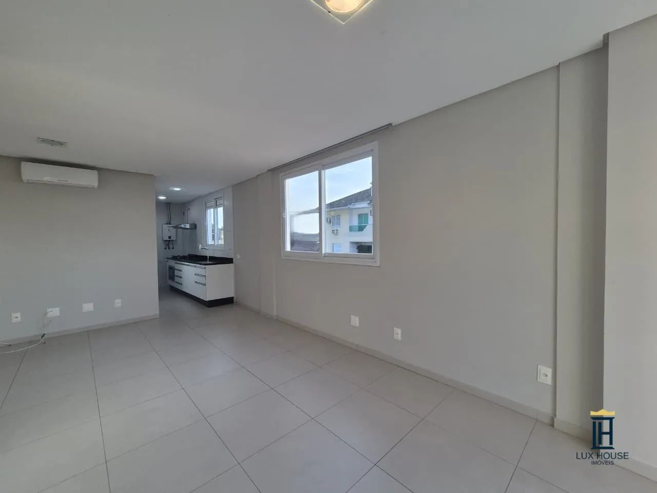 Apartamento 2 Suítes 200 do Mar em Jurerê - Locação Anual - Foto 4