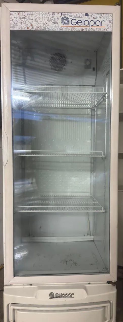 Geladeira expositora