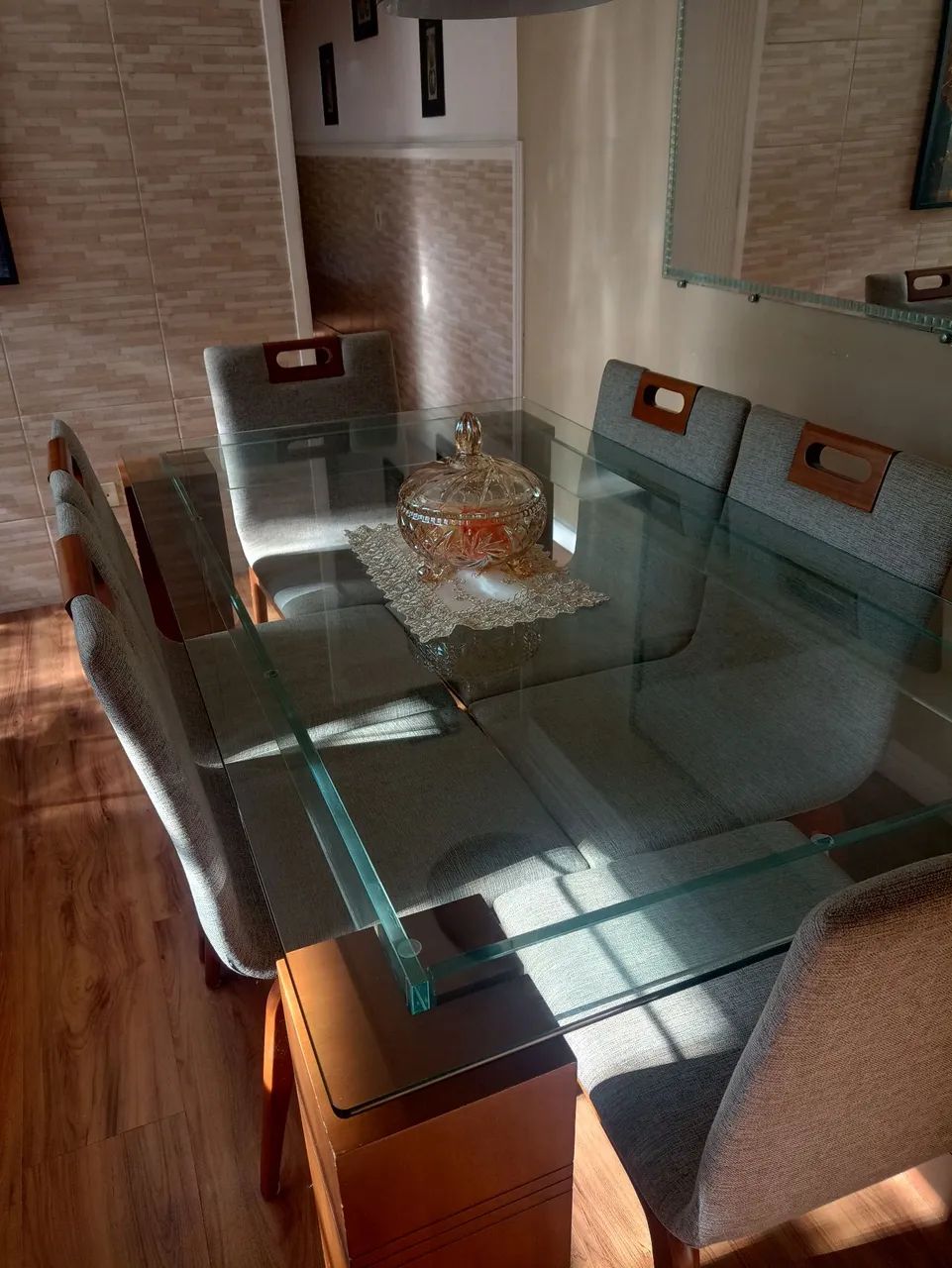 Mesa de Jantar Elegante - Madeira e Vidro Temperado 10mm - Foto 3