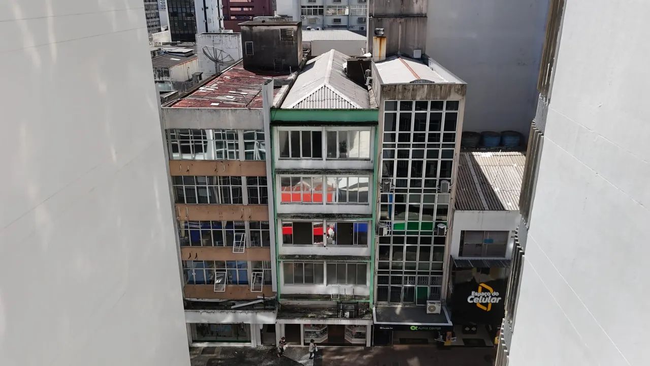 Prédio Comercial no Calçadão do Centro de Florianópolis | 5 Pavimentos + Loja Alugada | R$ - Foto 2