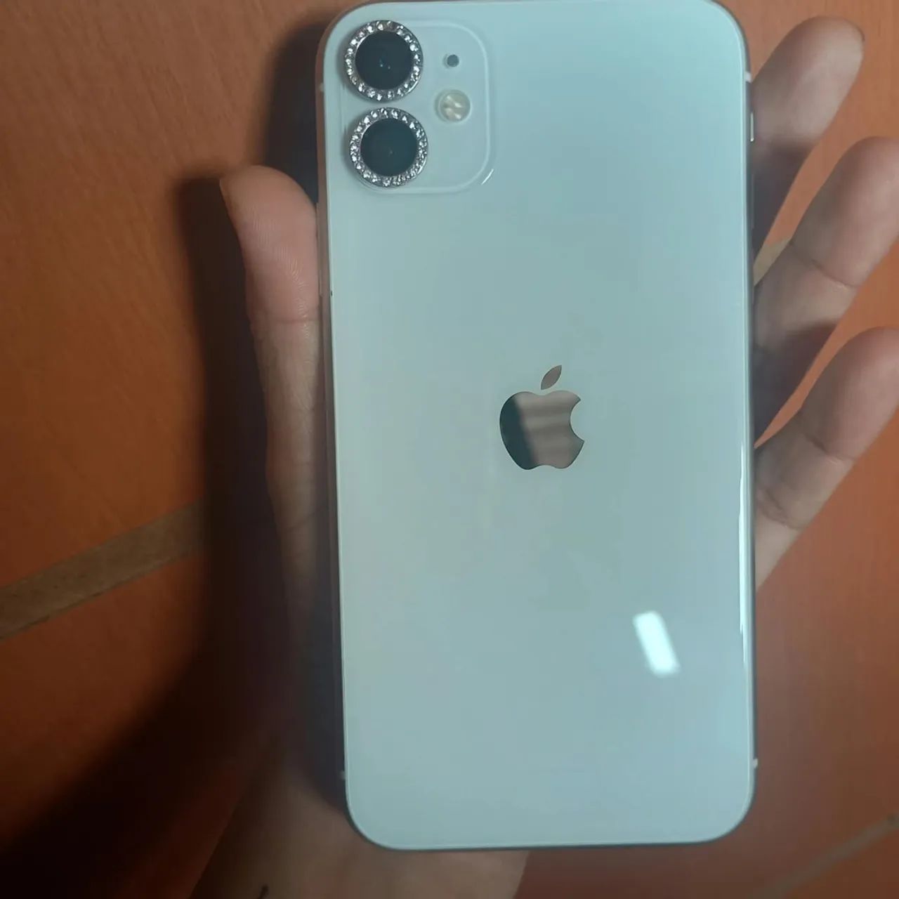VENDO iPhone 11 Branco - 64GB 
