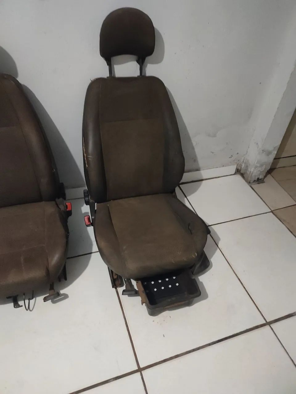 Vendo jogo de bancos do Fox completo  - Foto 2