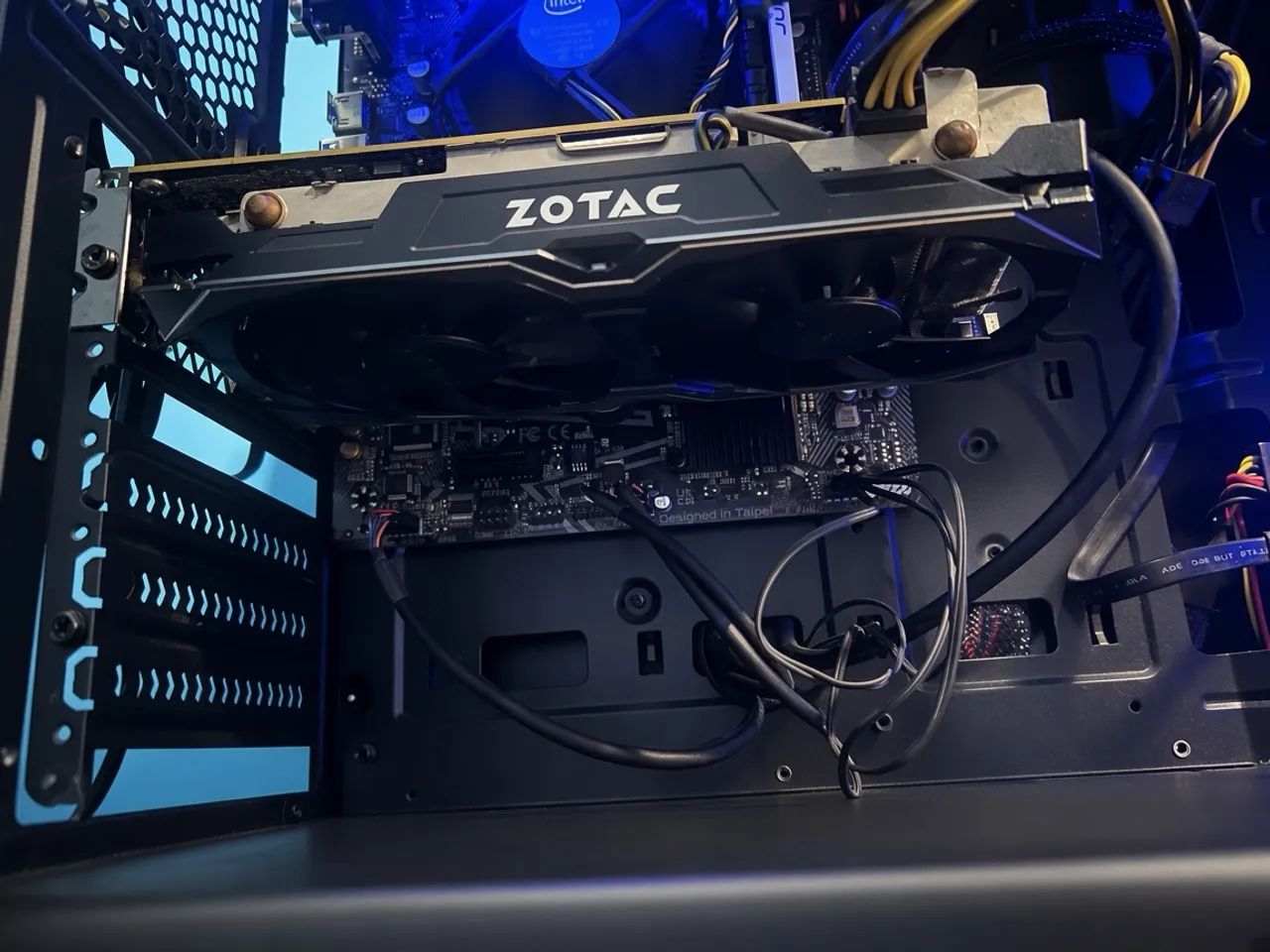 NVIDIA GTX 1060 6GB - Foto 3